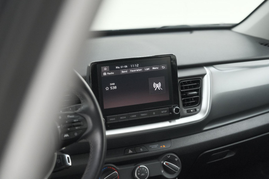 Kia Stonic 1.0 T-GDi MHEV DynamicLine | Camera | Apple Carplay | Parkeersensoren