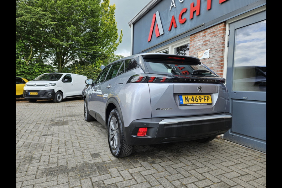 Peugeot e-2008 EV Active Pack 50 kWh SOH 97%! Carplay! NAP! Dealer Onderhouden! Airco/Clima!