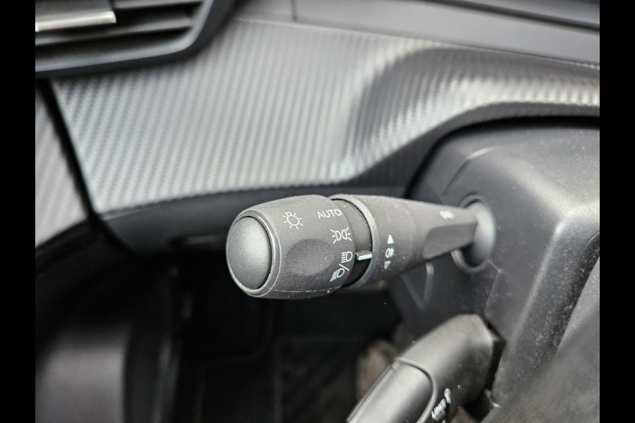 Peugeot e-2008 EV Active Pack 50 kWh SOH 97%! Carplay! NAP! Dealer Onderhouden! Airco/Clima!
