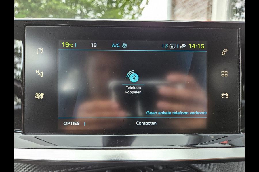 Peugeot e-2008 EV Active Pack 50 kWh SOH 97%! Carplay! NAP! Dealer Onderhouden! Airco/Clima!