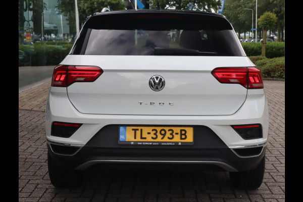 Volkswagen T-Roc 1.5 TSI Style Navi / Clima / Handgesch / Dealer onderhouden BTW AUTO / 1e eigenaar / 150PK!