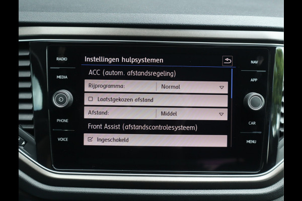 Volkswagen T-Roc 1.5 TSI Style Navi / Clima / Handgesch / Dealer onderhouden BTW AUTO / 1e eigenaar / 150PK!