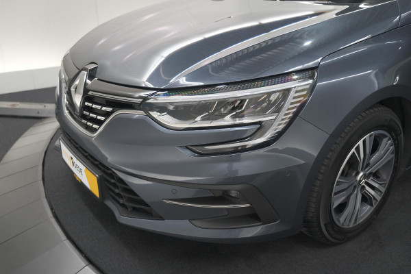 Renault Mégane Estate TCe 140 Intens | 1.700 KG Trekgewicht | Trekhaak | Camera | Head-Up Display | Dodehoekdetectie