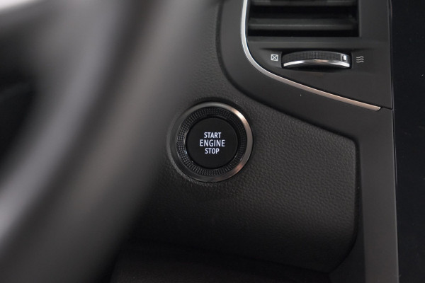 Renault Mégane Estate TCe 140 Intens | 1.700 KG Trekgewicht | Trekhaak | Camera | Head-Up Display | Dodehoekdetectie