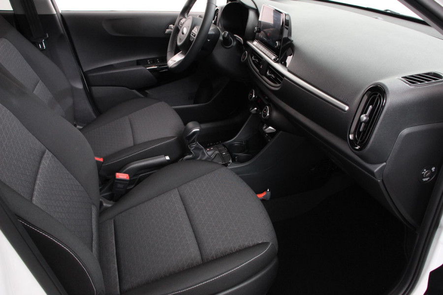 Kia Picanto 1.0 DPi Automaat DynamicPlusLine Navigatie Climate Control Camera Parkeer Sensoren Cruise control Led DAB Lichtmetalen velgen Extra getint glas