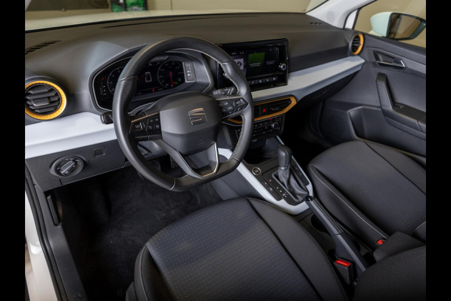 Seat Arona 1.0 TSI Style Business Connect / 110pk / Achteruitrij camera / Stoelverwarming /