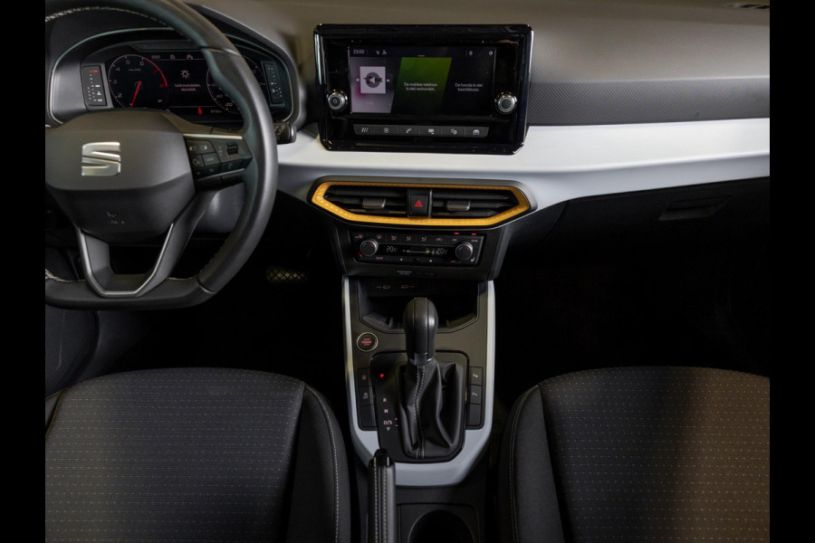Seat Arona 1.0 TSI Style Business Connect / 110pk / Achteruitrij camera / Stoelverwarming /