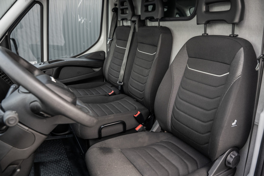 Iveco Daily **35S16 | 156 PK | 3.500KG trekgew. 3-Zits | Climate**