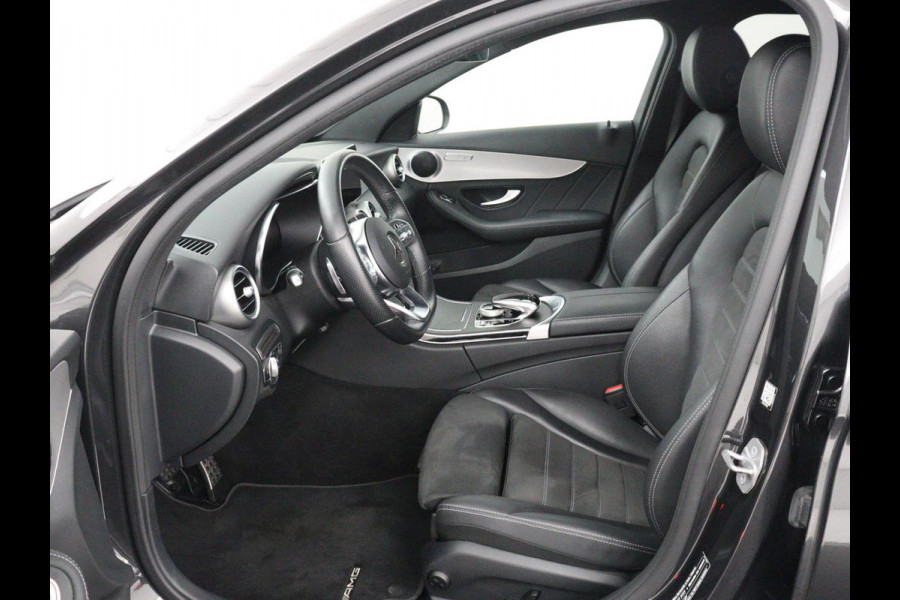Mercedes-Benz C-Klasse 300e Business Solution AMG Limited | SOH 82,2% | 360 Camera | Stoelverwarming | Leder/Alcantara | Carplay | Matrix LED | Navigatie | Cruise control | Park Assist | Sfeerverlichting | PHEV | Plug In