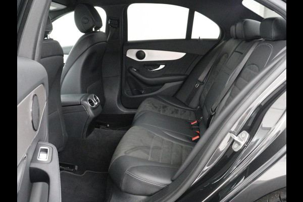 Mercedes-Benz C-Klasse 300e Business Solution AMG Limited | SOH 82,2% | 360 Camera | Stoelverwarming | Leder/Alcantara | Carplay | Matrix LED | Navigatie | Cruise control | Park Assist | Sfeerverlichting | PHEV | Plug In