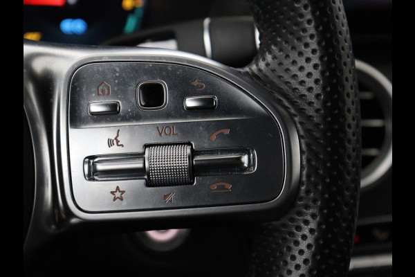 Mercedes-Benz C-Klasse 300e Business Solution AMG Limited | SOH 82,2% | 360 Camera | Stoelverwarming | Leder/Alcantara | Carplay | Matrix LED | Navigatie | Cruise control | Park Assist | Sfeerverlichting | PHEV | Plug In