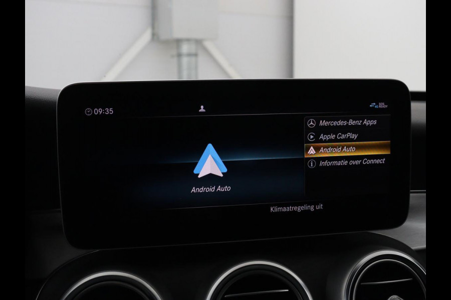 Mercedes-Benz C-Klasse 300e Business Solution AMG Limited | SOH 82,2% | 360 Camera | Stoelverwarming | Leder/Alcantara | Carplay | Matrix LED | Navigatie | Cruise control | Park Assist | Sfeerverlichting | PHEV | Plug In