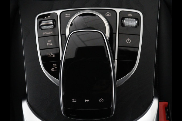 Mercedes-Benz C-Klasse 300e Business Solution AMG Limited | SOH 82,2% | 360 Camera | Stoelverwarming | Leder/Alcantara | Carplay | Matrix LED | Navigatie | Cruise control | Park Assist | Sfeerverlichting | PHEV | Plug In