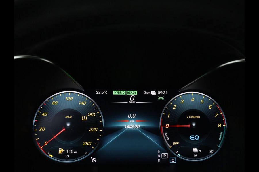Mercedes-Benz C-Klasse 300e Business Solution AMG Limited | SOH 82,2% | 360 Camera | Stoelverwarming | Leder/Alcantara | Carplay | Matrix LED | Navigatie | Cruise control | Park Assist | Sfeerverlichting | PHEV | Plug In