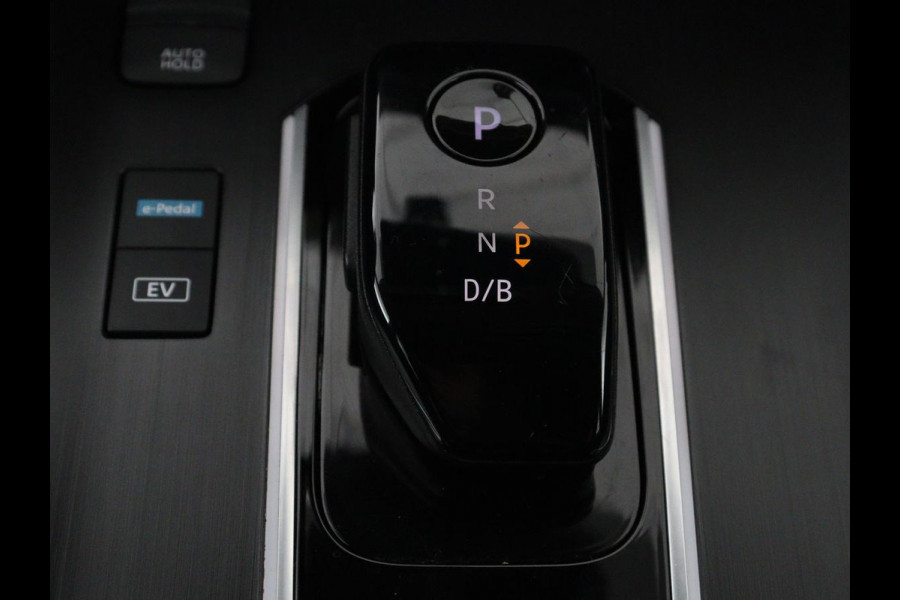 Nissan QASHQAI 1.5 e-Power N-Connecta | Panoramadak | 360 Camera | Adaptive cruise | Carplay | Navigatie | Keyless | Climate control | Parkeerhulp | Digital Cockpit