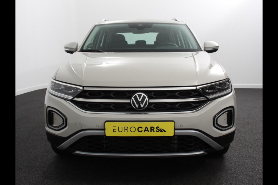 Volkswagen T-Roc 1.5 TSI Style Navigatie Apple Carplay/Android Auto Camera Parkeersensoren Adaptieve Cruise Control Dodehoek Assistent Elektrische achterklep Stoel- en stuurverwarming Full Led Climate Control Lichtmetalen velgen