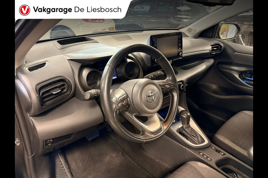 Toyota Yaris 1.5 Hybrid Style / LED / head-up / panoramadak / camera / keyless