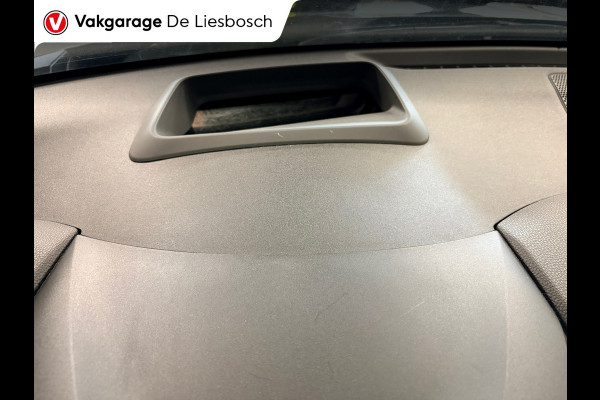 Toyota Yaris 1.5 Hybrid Style / LED / head-up / panoramadak / camera / keyless