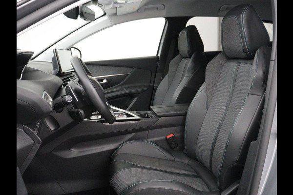 Peugeot 3008 1.6 HYbrid 225 Allure | SOH 97,7% | Half leder | Carplay | Camera | Navigatie | Side Assist | Cruise control | Bluetooth | Climate control | 18'' | Parkeerhulp | PHEV | Plug In