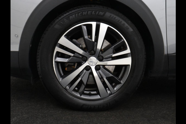 Peugeot 3008 1.6 HYbrid 225 Allure | SOH 97,7% | Half leder | Carplay | Camera | Navigatie | Side Assist | Cruise control | Bluetooth | Climate control | 18'' | Parkeerhulp | PHEV | Plug In