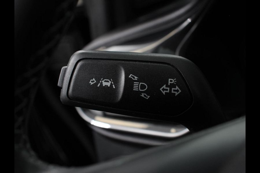 Ford Puma 1.0 EcoBoost 125pk MHEV Titanium Navigatie Apple Carplay/Android Auto Climate Control Led Parkeer sensoren Stoel en stuurverwarming
