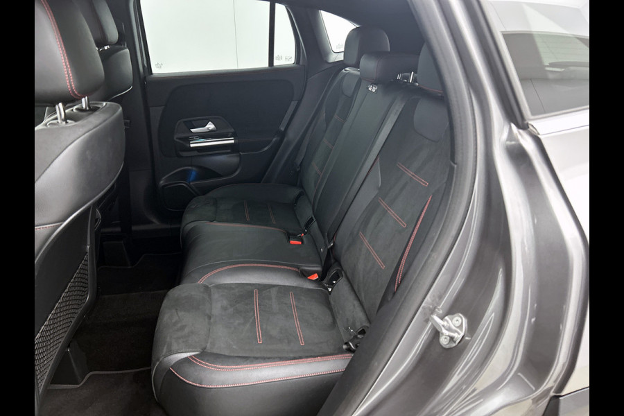 Mercedes-Benz GLA 250 e Business AMG-line 5 spaaks lichtmetalen velgen | MBUX wide screen| Navigatie | elect bed. voorstoelen met memory | Trekhaak | parking support met camera | Inclusief 24 maanden Mercedes-Benz Certified garantie voor Europa.