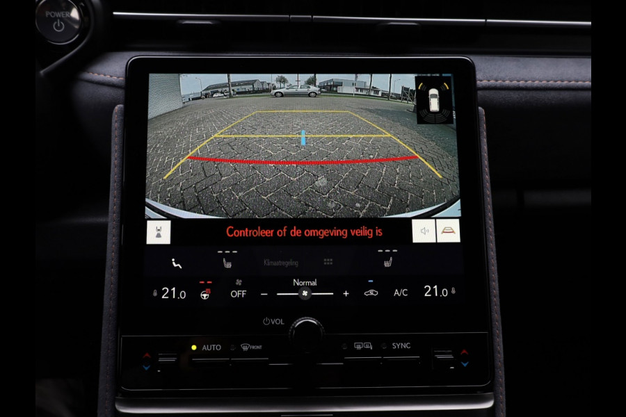 Lexus LBX Cool 2WD | Leder/Alcantara | Memory Seat | Dodehoek