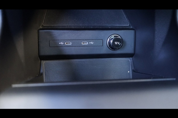 Audi Q4 e-tron 35 S-Line 55 kWh ACC|SONOS|MEMORY|HEADUP|PANORAMA|CAMERA|NAVIGATIE|KEYLESS|HALF LEDER