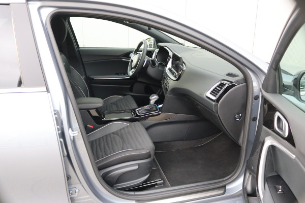 Kia Ceed Sportswagon 1.5 T-GDi 140PK Automaat GT-Line 11-2025!/Navigatie/Adapt.-cruise/Keyfree/Winter-pack