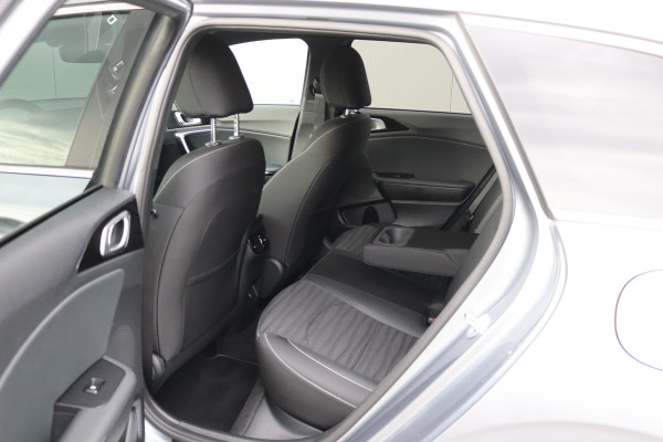 Kia Ceed Sportswagon 1.5 T-GDi 140PK Automaat GT-Line 11-2025!/Navigatie/Adapt.-cruise/Keyfree/Winter-pack