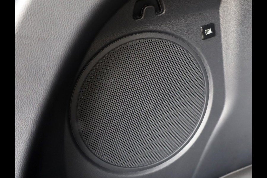 Toyota C-HR 2.0 Hybrid 200 Executive | JBL | Half Leder | El. Achterklep