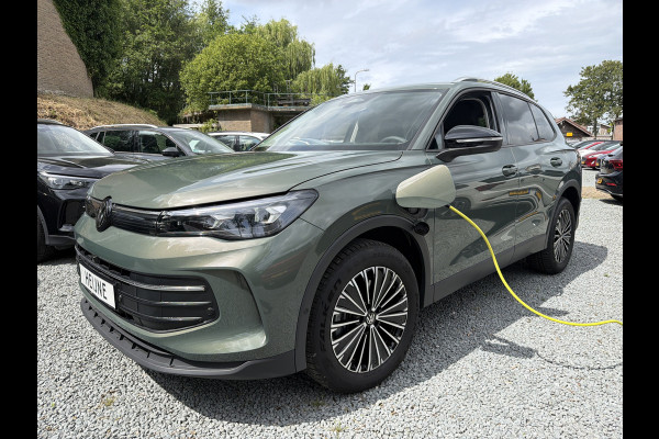 Volkswagen Tiguan 1.5 eHybrid 204PK DSG HYBRID LIFE ENERGY IQ-LED/360°CAMERA/TREKHAAK ***