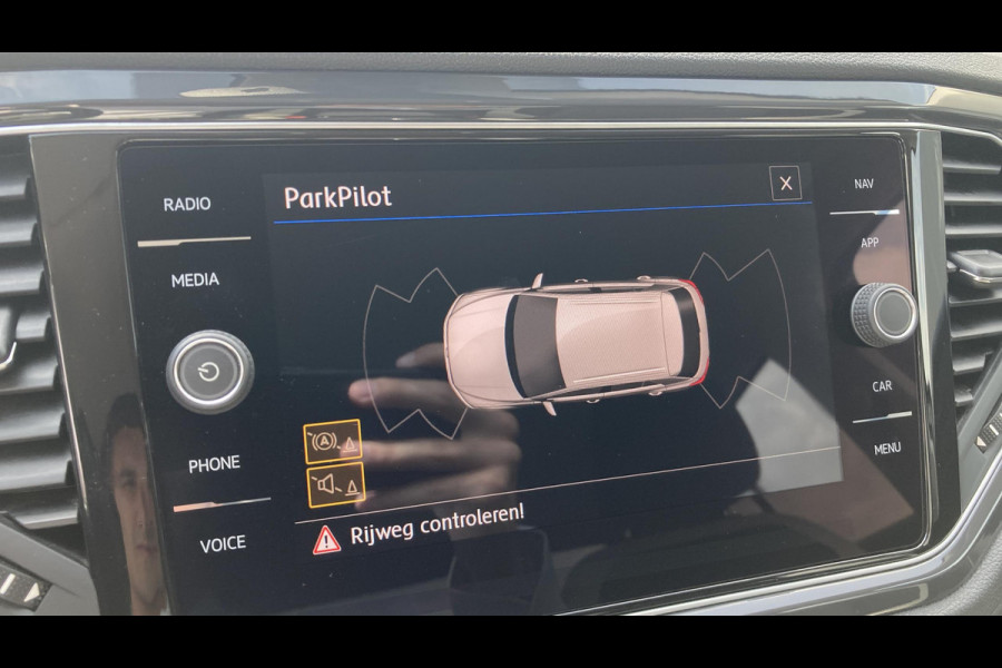 Volkswagen T-Roc 1.5 TSI DSG Sport | Matrix-LED | Digital Cockpit | Navigatie // Verwacht 5-2026 //