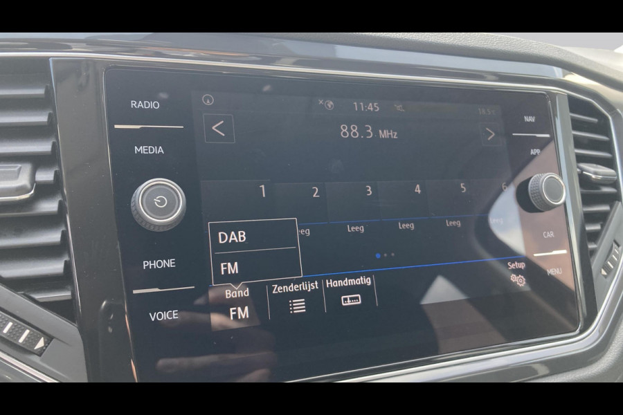 Volkswagen T-Roc 1.5 TSI DSG Sport | Matrix-LED | Digital Cockpit | Navigatie // Verwacht 5-2026 //