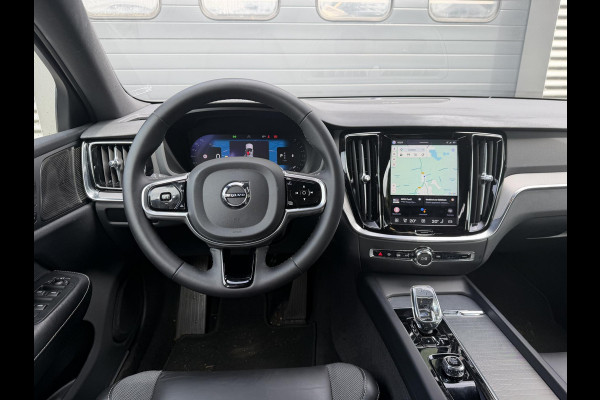 Volvo S60 2.0 B4 Plus Bright | Camera | Navigatie | 20 Inch Lichtmetalen Velgen | DAB | LED |