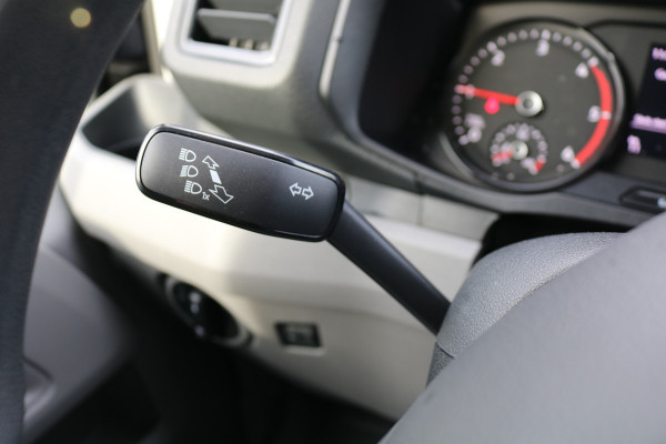 Volkswagen Crafter 2.0 TDI 140pk L3 H3 Automaat Airco Navigatie Koelwagen