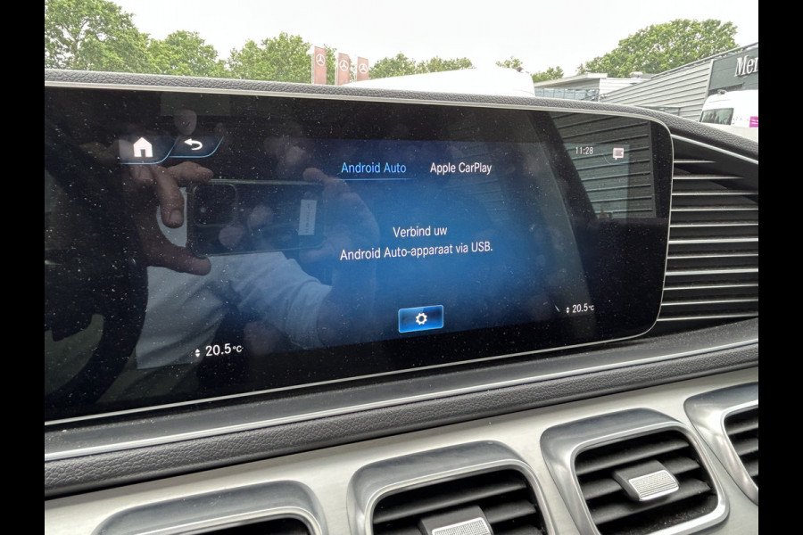 Mercedes-Benz GLE 350e AMG // Trekhaak // Panoramadak // Distronic // 360 Camera // Rij Assistentiepakket // Carplay // Keyless entry // MultiBeam