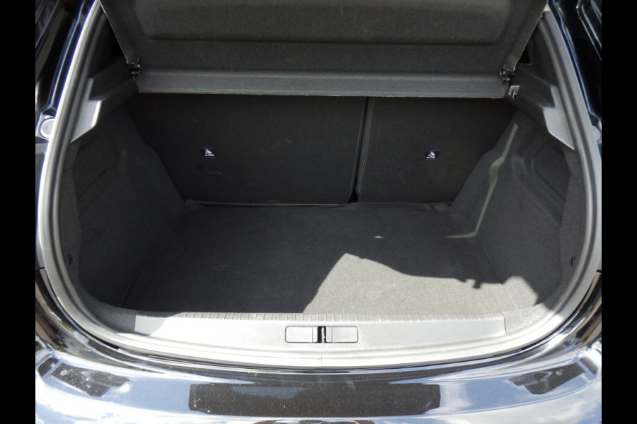 Peugeot 208 Hybride 145PK Automaat | GT-Line | Clima | Apple carpl. Andr. Au