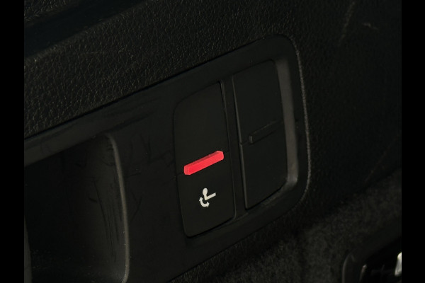 Audi Q5 50 TFSI e | Trekhaak | Carplay | Stoelverwarming | Elektrische achterklep | ACC | LED