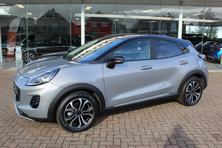 Ford Puma 1.0-125pk EcoBoost Hybrid Titanium Nieuw Model Naviagtie , Camera , Stoel , Stuur en Voorruitverwarming Fabrieksgarantie t/m 16-6-2029 ! Slechts 3.000km !
