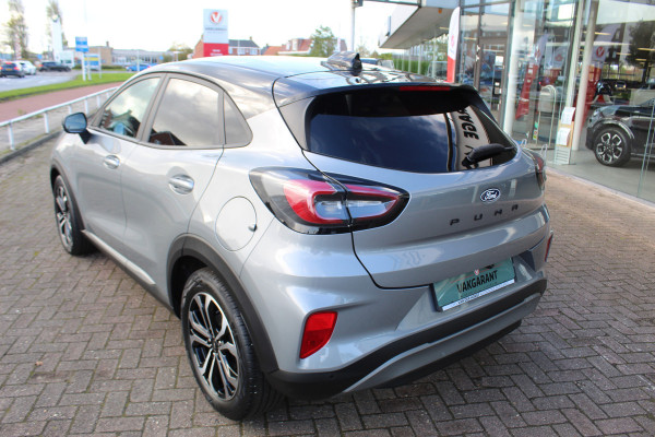 Ford Puma 1.0-125pk EcoBoost Hybrid Titanium Nieuw Model Naviagtie , Camera , Stoel , Stuur en Voorruitverwarming Fabrieksgarantie t/m 16-6-2029 ! Slechts 3.000km !