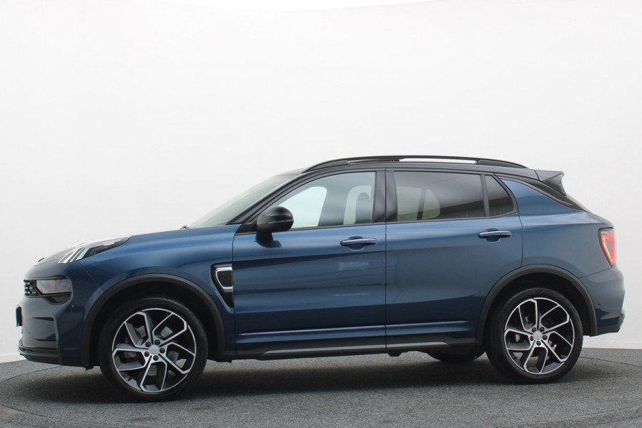 Lynk & Co 01 1.5 Plug-in Hybrid 360° Camera, Panoramadak, Trekhaak, Zwarte hemel, ACC, Keyless, PDC, LED, 20''