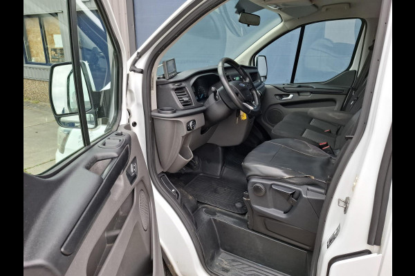 Ford Transit Custom 340 2.0 TDCI L1H1 Ambiente AIRCO / CRUISE CONTROLE / 3 ZITS / TREKHAAK / EURO 6