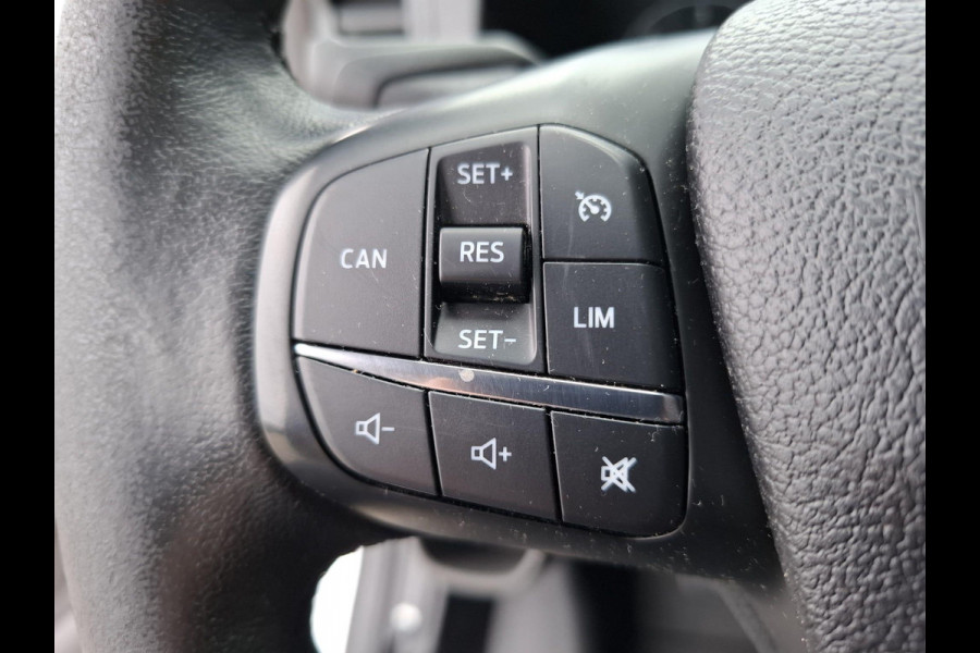 Ford Transit Custom 340 2.0 TDCI L1H1 Ambiente AIRCO / CRUISE CONTROLE / 3 ZITS / TREKHAAK / EURO 6