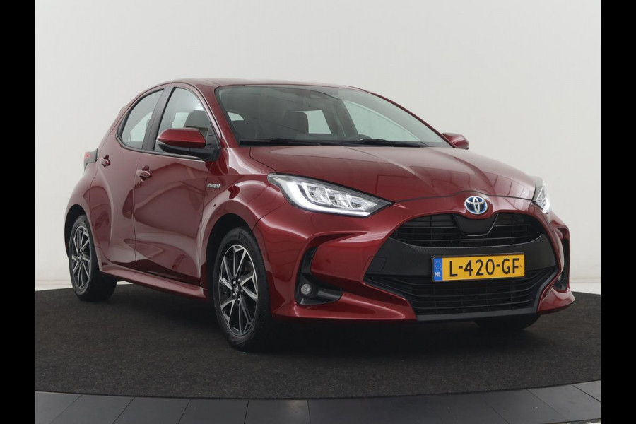 Toyota Yaris 1.5 Hybrid Dynamic | Carplay | Adaptive cruise | Keyless | Camera | Full LED | Climate control | 16'' | Bluetooth | DAB | Regensensor | Origineel NL