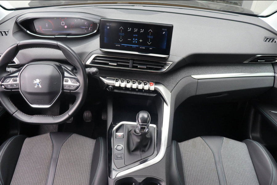 Peugeot 3008 1.2 PureTech Blue Lease Allure org.NL trekhaak camera el.klep