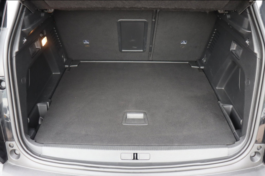 Peugeot 3008 1.2 PureTech Blue Lease Allure org.NL trekhaak camera el.klep