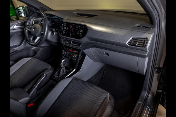 Volkswagen T-Cross 1.0 TSI 2x R-Line / 115pk / Dodehoek herkenning / Automatische klimaatregeling /