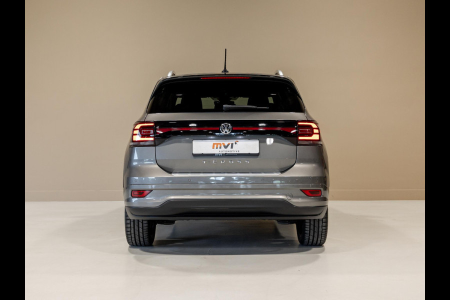 Volkswagen T-Cross 1.0 TSI 2x R-Line / 115pk / Dodehoek herkenning / Automatische klimaatregeling /