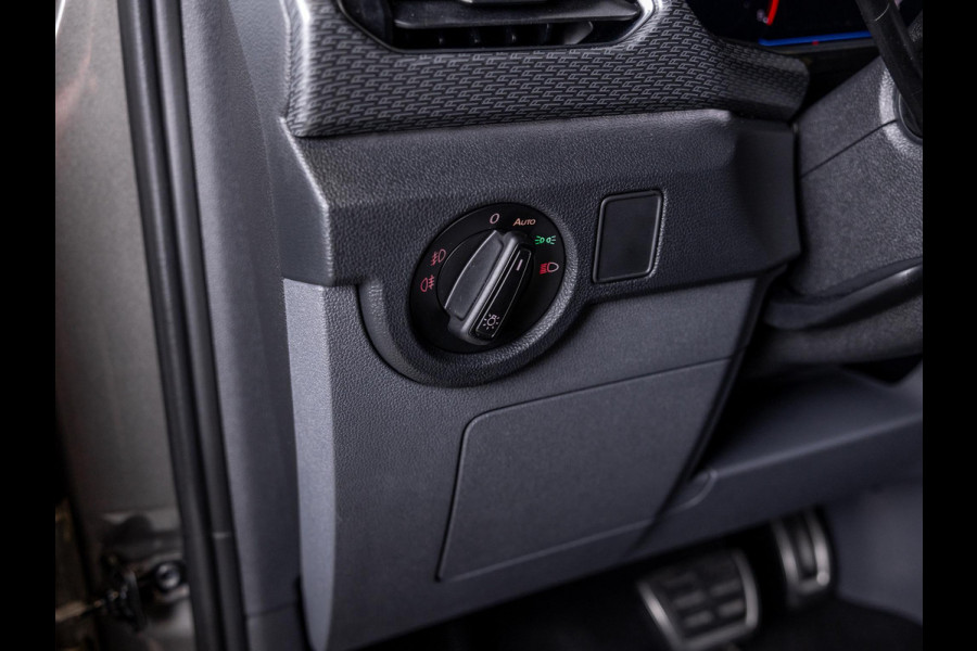 Volkswagen T-Cross 1.0 TSI 2x R-Line / 115pk / Dodehoek herkenning / Automatische klimaatregeling /
